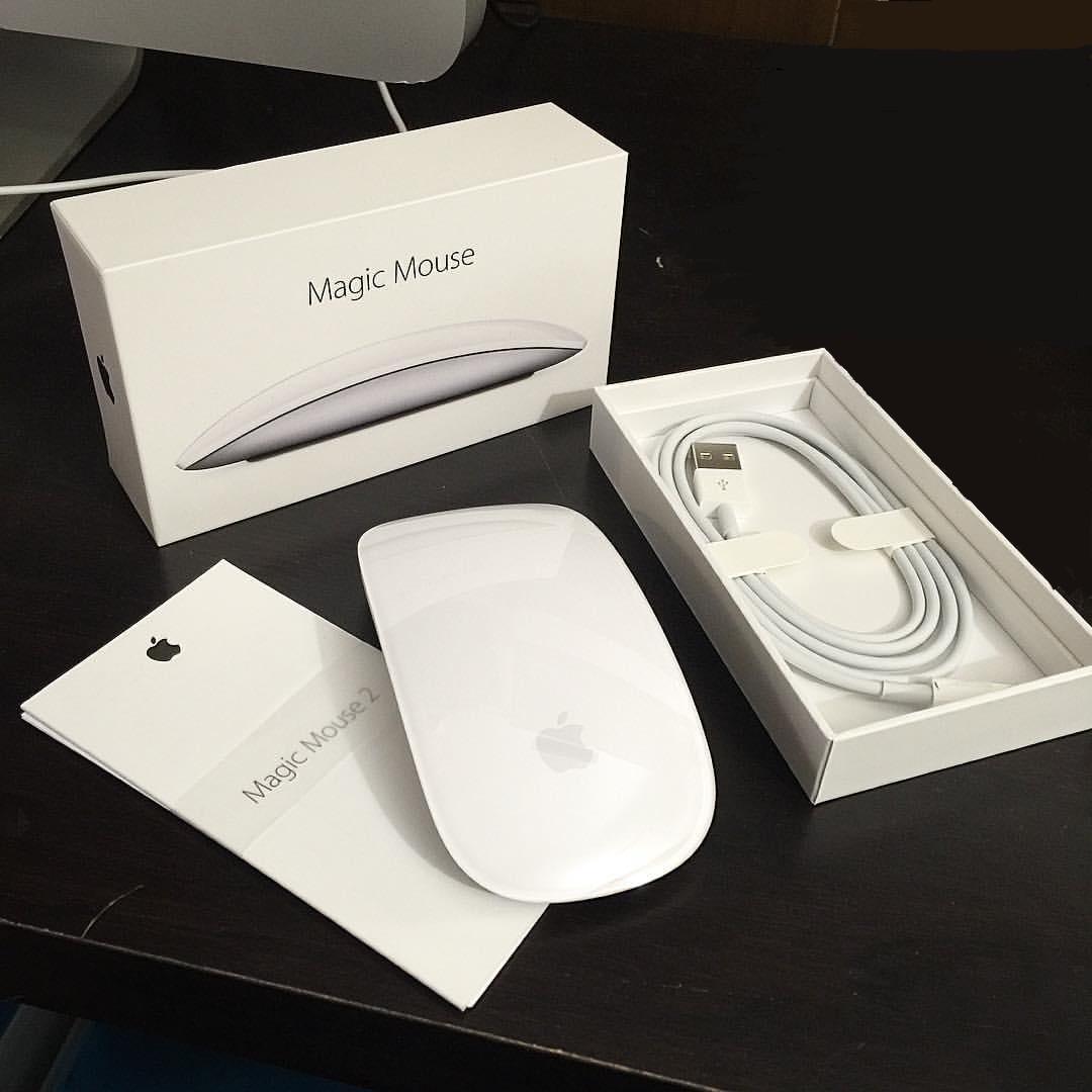 Беспроводная мышь Apple Magic Mouse 2 серебристый (MLA02ZM/A) купить