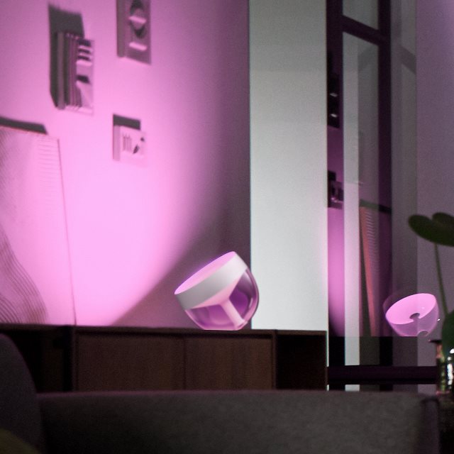 Philips Hue Iris white 8.1 929002376101